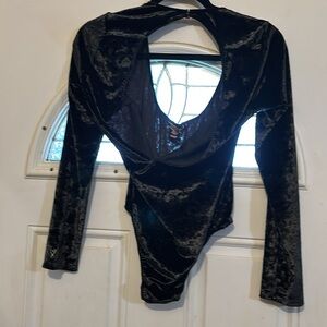 Victoria’s Secret body suit smooth soft velvet long sleeves v-front, size:M/M